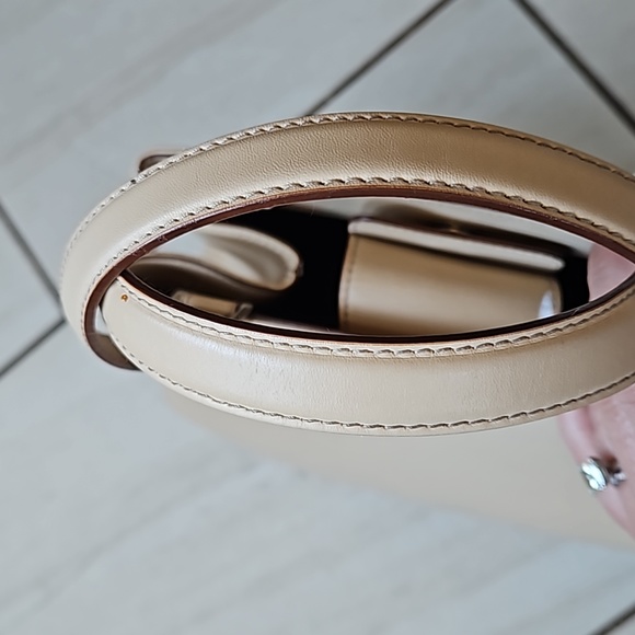 Salvatore Ferragamo Leather Handbag Silver Logo Hardware - Picture 6 of 13